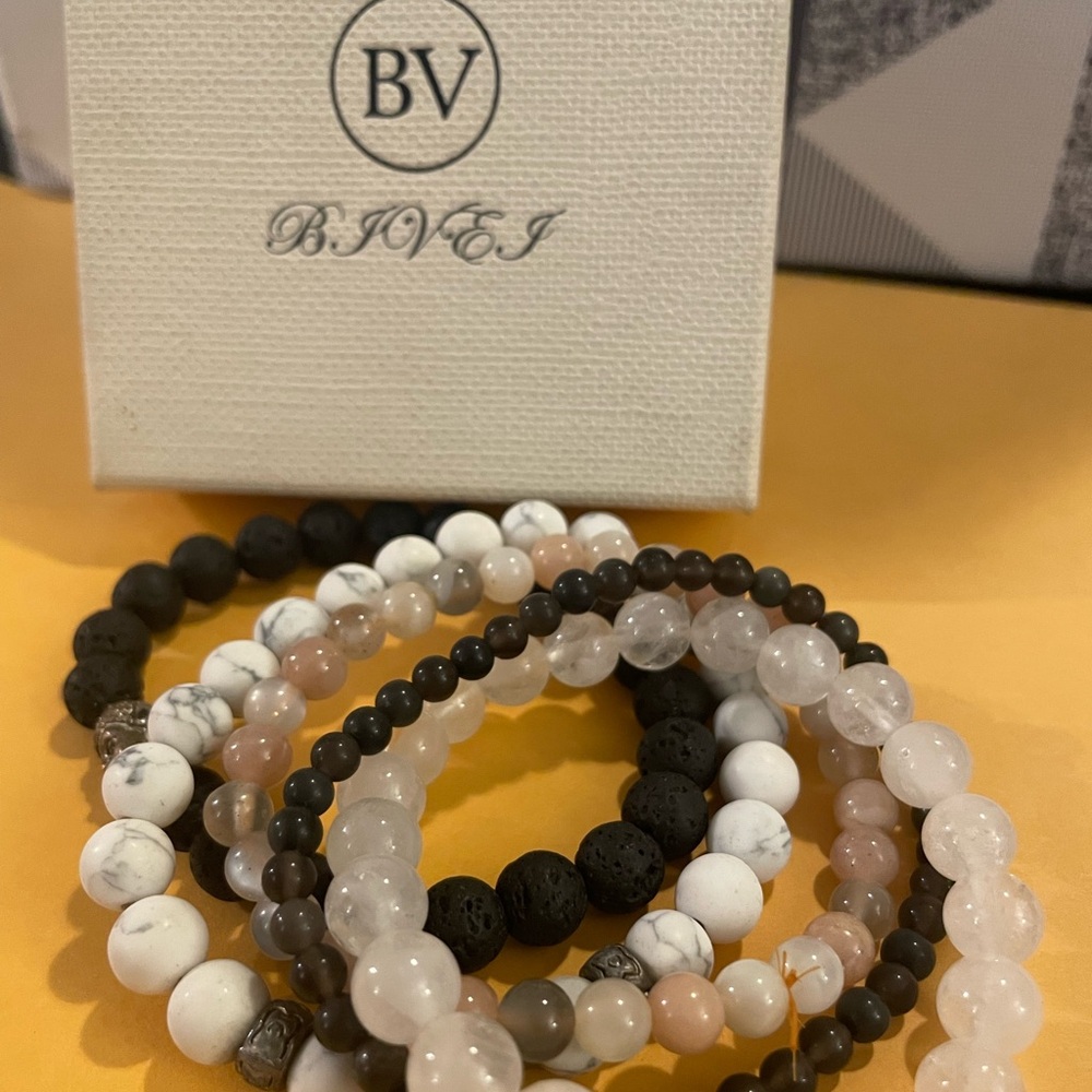 BV stretchy bracelets